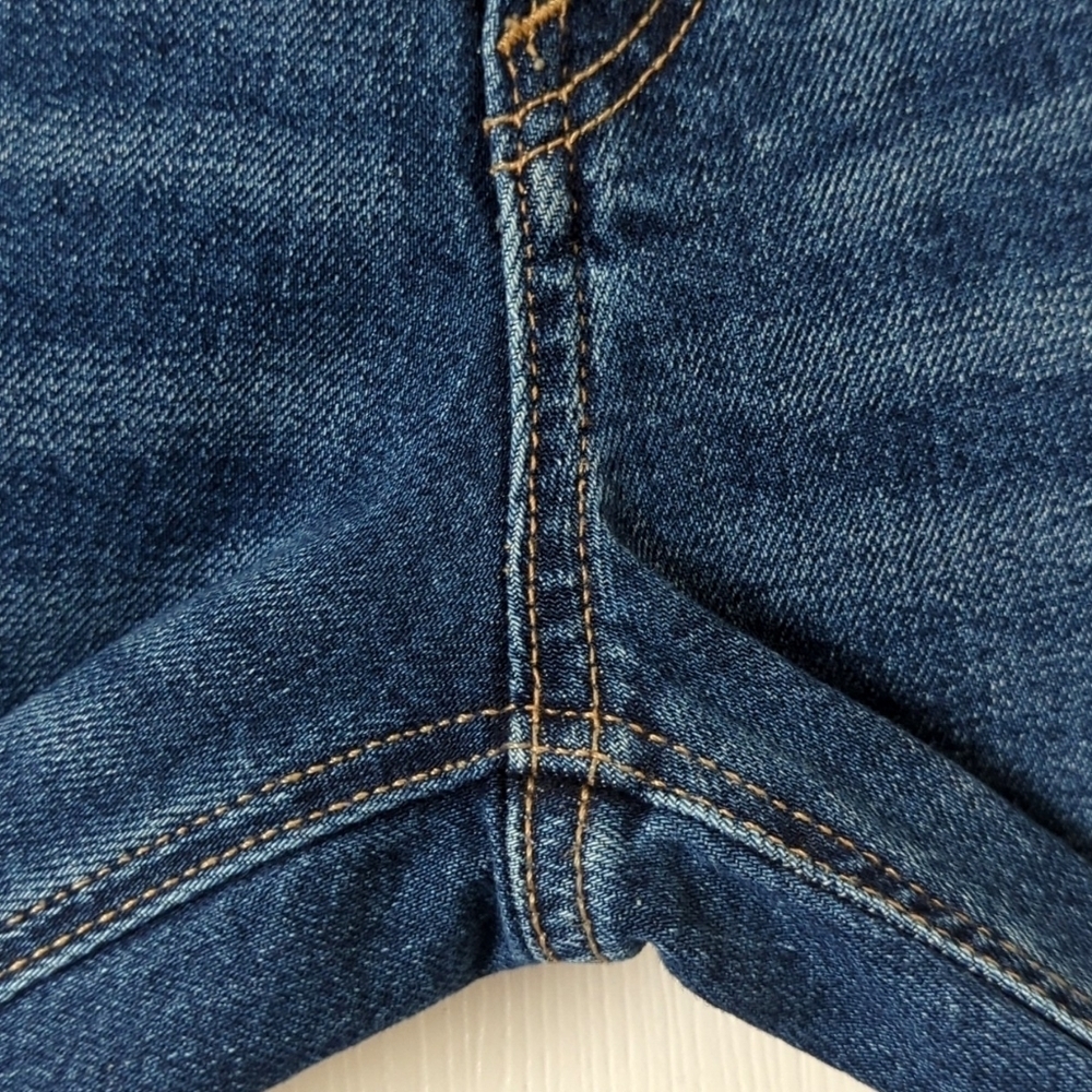 American Eagle Classic Dark Wash High Rise Crossover Straight Leg Mom Jeans 00 - Picture 13 of 15